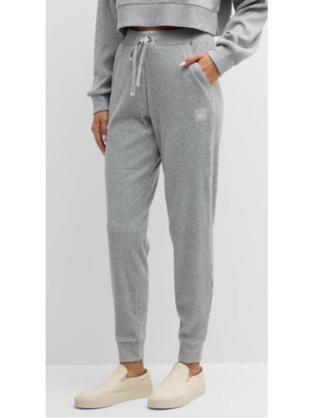 Alo Yoga Muse Ribbed Knit Joggers Sweatpants in Athletic Heather Grey Small
